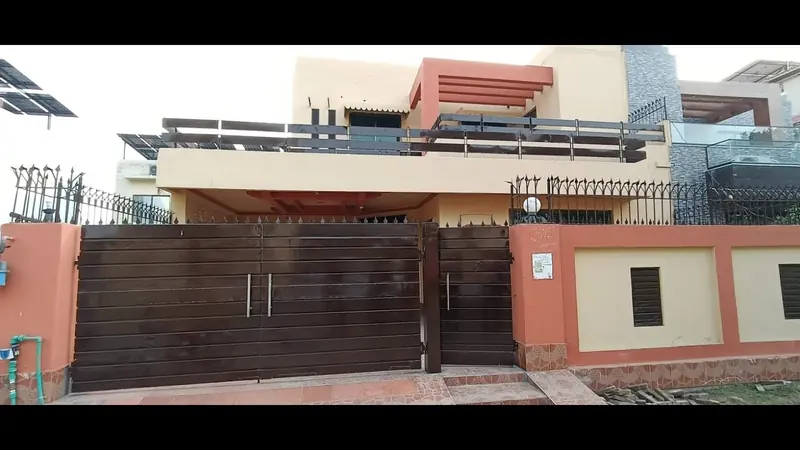 10 Marla house for sale, DHA Phase 8 Ex Air Avenue