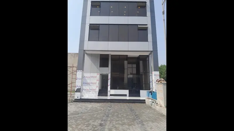 8 Marla commercial plaza for rent, Broadway Commercial, DHA Phase 8